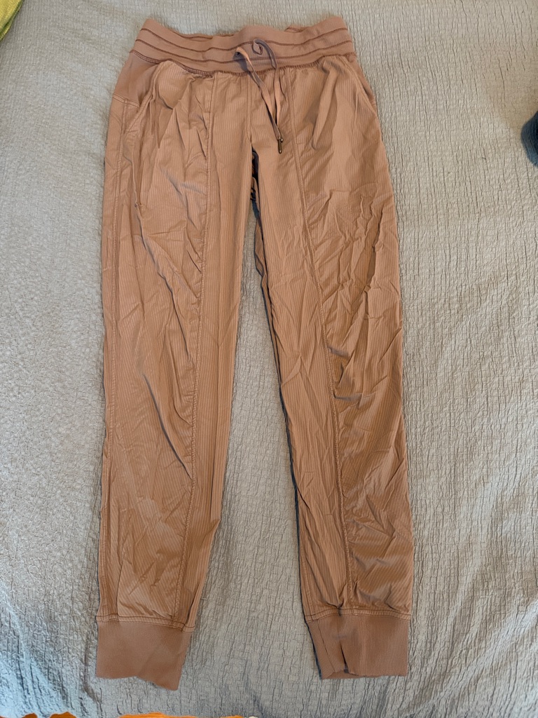 Lululemon Athletica Men's Ribbed Jogger Pants - Tan